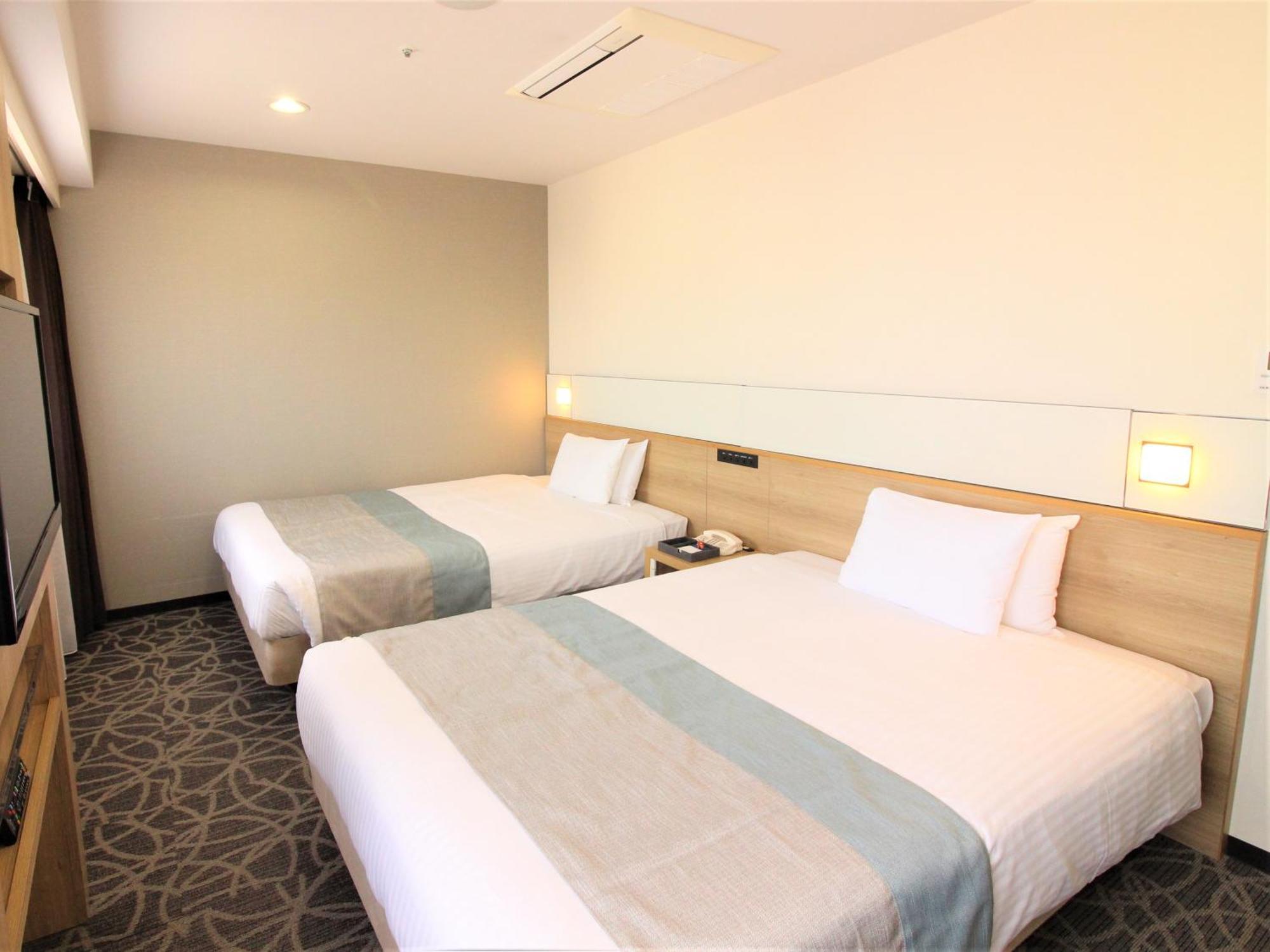 Almont Hotel Naha Omoromachi Екстер'єр фото