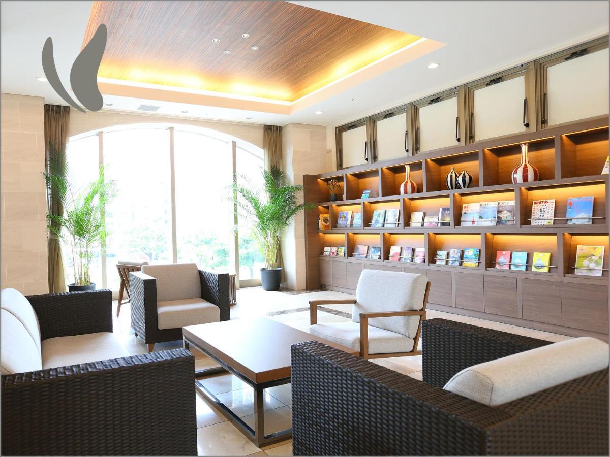 Almont Hotel Naha Omoromachi Екстер'єр фото
