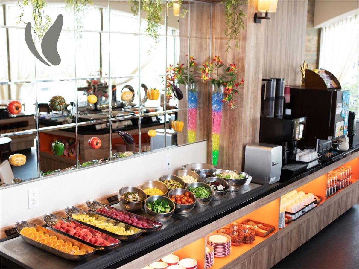 Almont Hotel Naha Omoromachi Екстер'єр фото