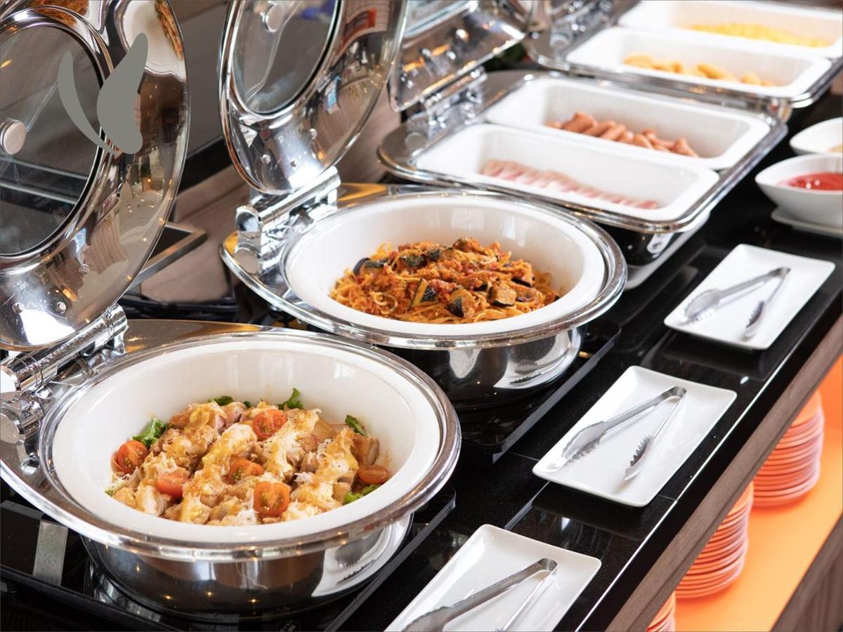 Almont Hotel Naha Omoromachi Екстер'єр фото