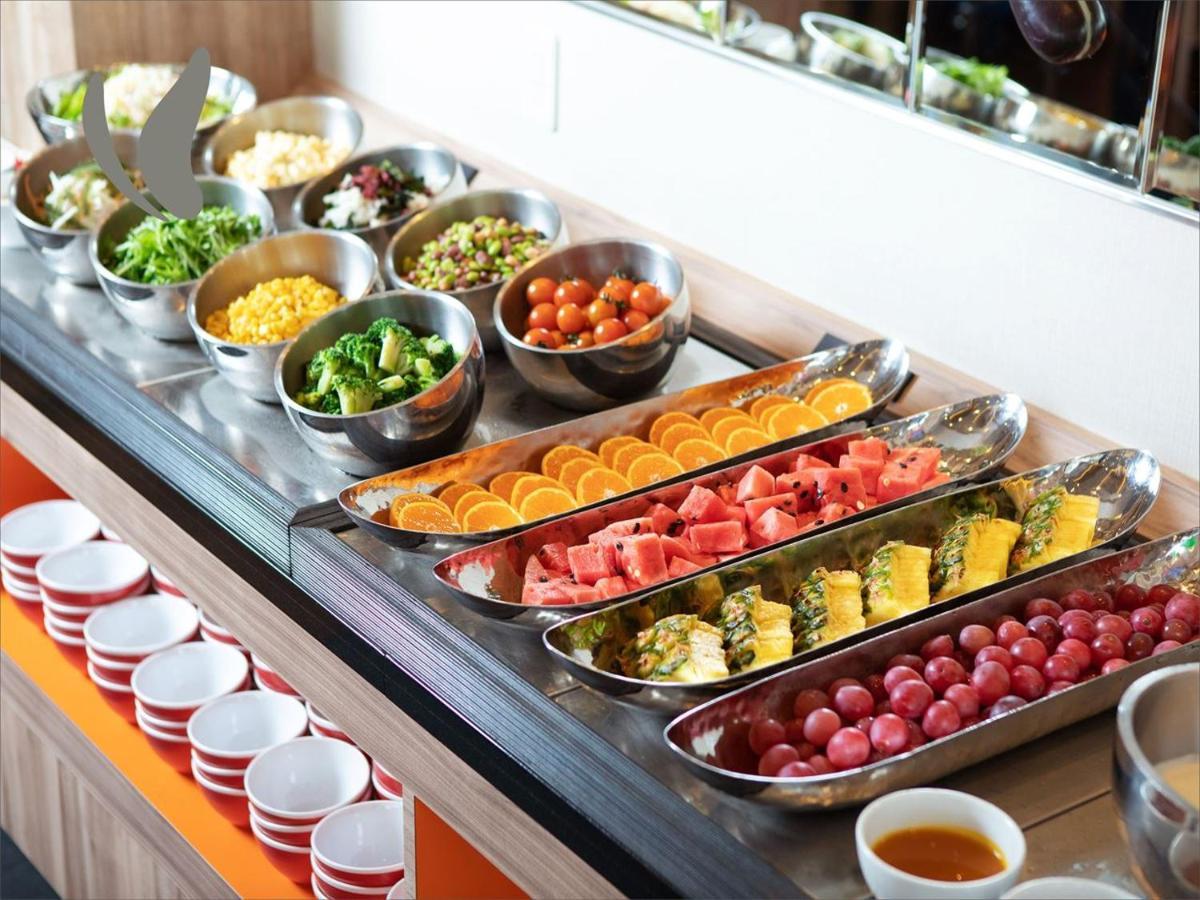 Almont Hotel Naha Omoromachi Екстер'єр фото